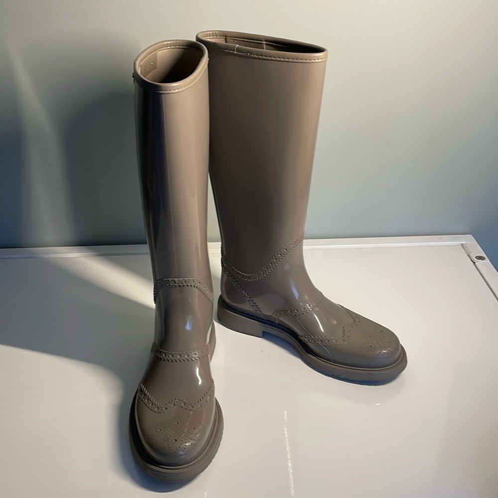 Authentic Gucci Rainboot